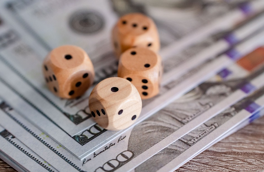 gambling money